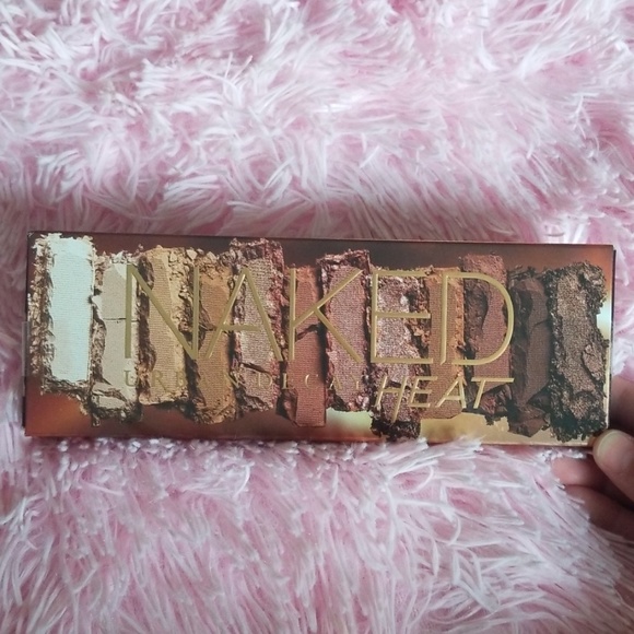 Urban Decay NAKED HEAT Palette - Picture 5 of 7